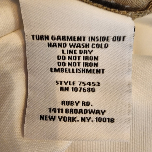 Ruby Rd. Blouse - Picture 9 of 10